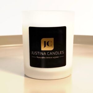 Świeca 180ml z najwyższej jakości wosku sojowego, w białym szkle w połysku z złotą pokrywką