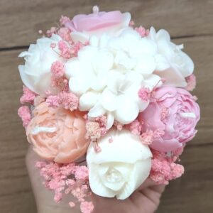 Mini box kwiatowy od Zapachniczki (róż i biel)